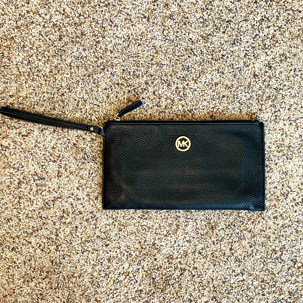 Michael Kors black wristlet
